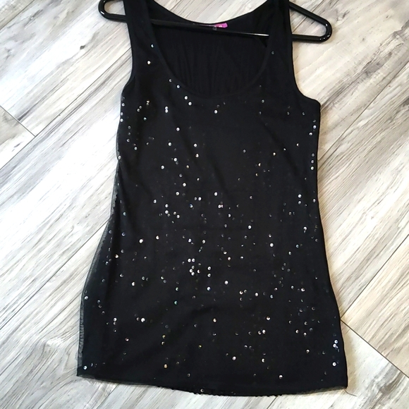Black stretch sequin top! - Picture 1 of 5